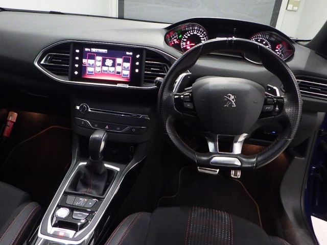 PEUGEOT 308 2017