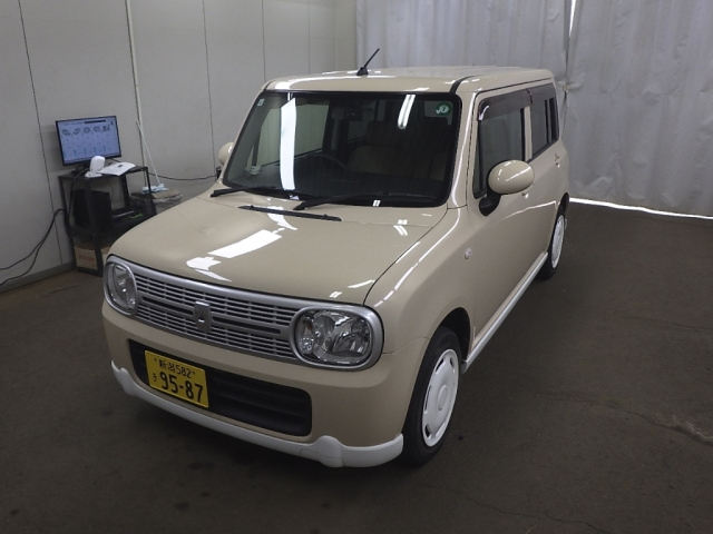 SUZUKI ALTO LAPIN 2011