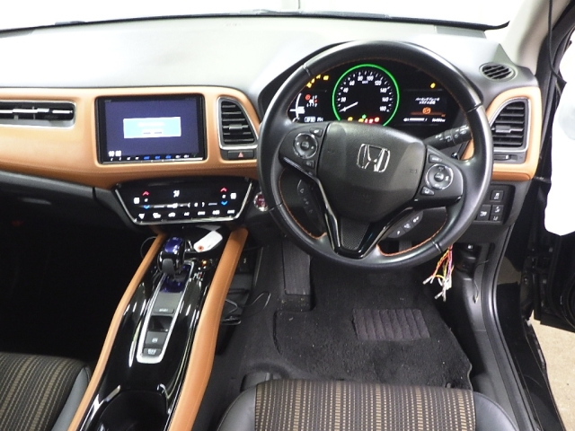 HONDA VEZEL 2017