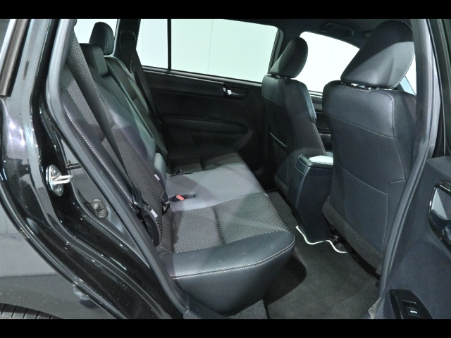 TOYOTA COROLLA FIELDER 2015