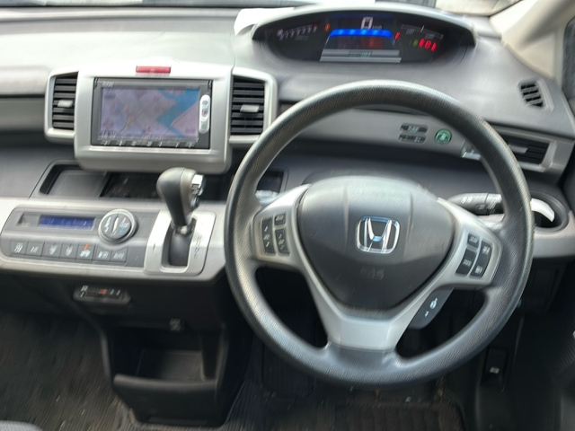 HONDA FREED 2014