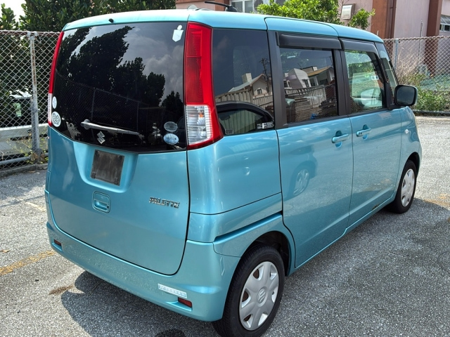 SUZUKI PALETTE 2012