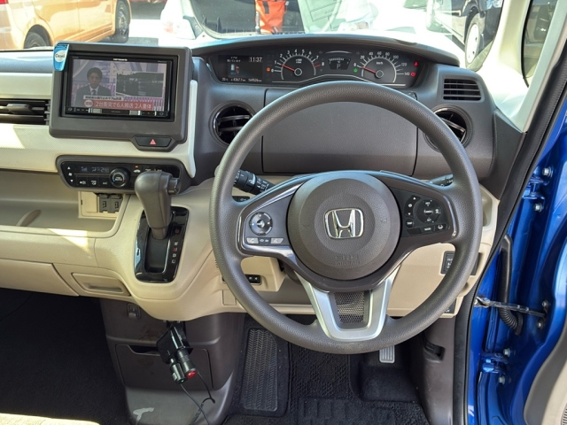 HONDA N BOX 2017