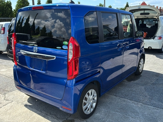 HONDA N BOX 2017