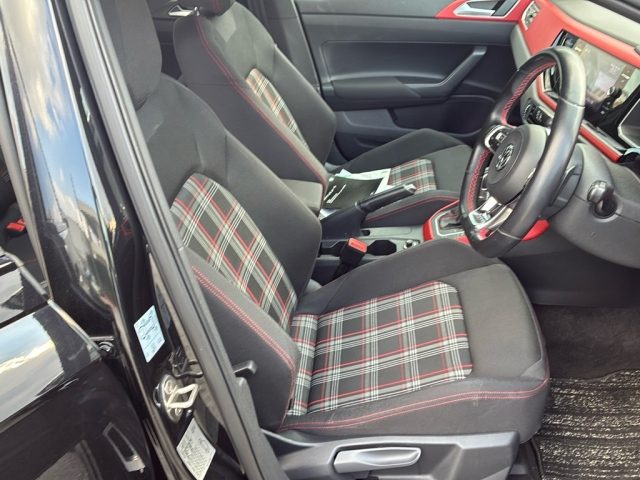 VOLKSWAGEN POLO 2019