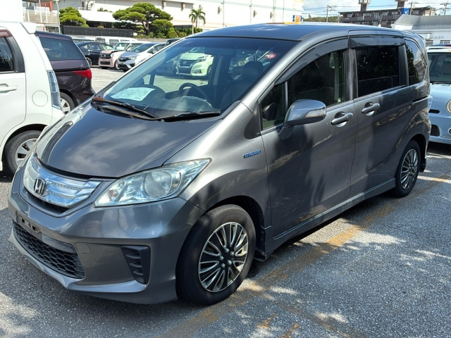 HONDA FREED 2013