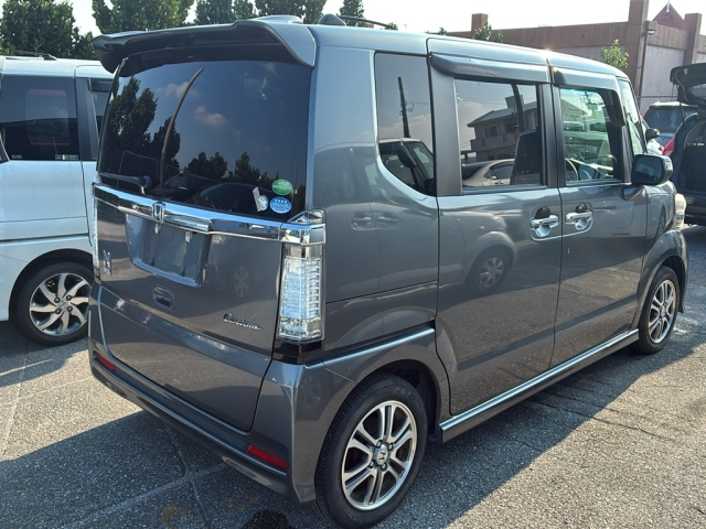 HONDA N BOX 2015