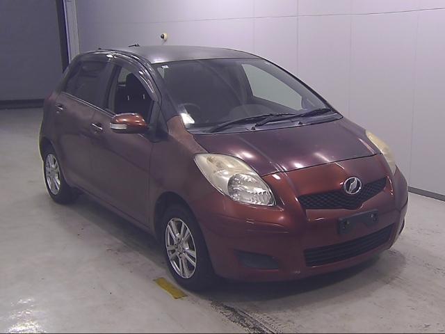 TOYOTA VITZ 2009