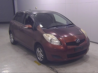 TOYOTA VITZ 2009