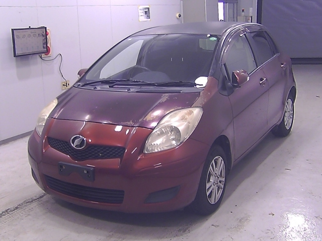 TOYOTA VITZ 2009