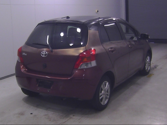 TOYOTA VITZ 2009