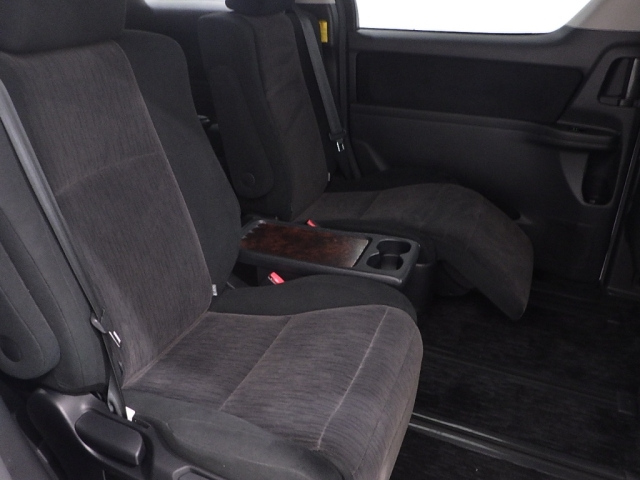 TOYOTA VELLFIRE 2012