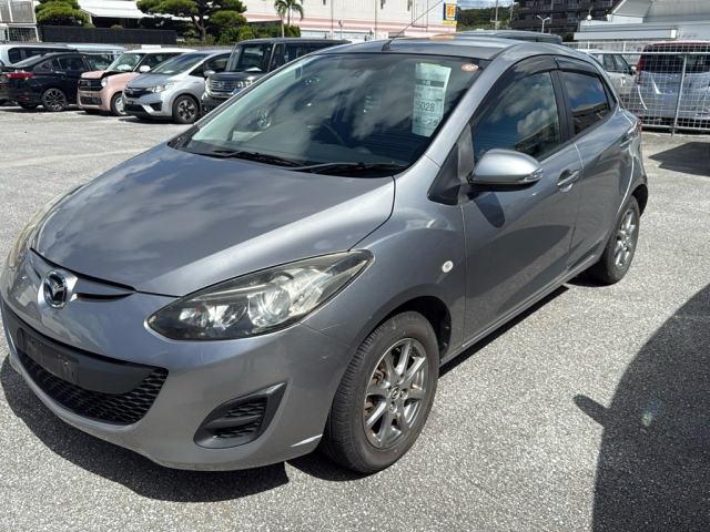 MAZDA DEMIO 2013