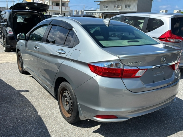 HONDA GRACE 2015