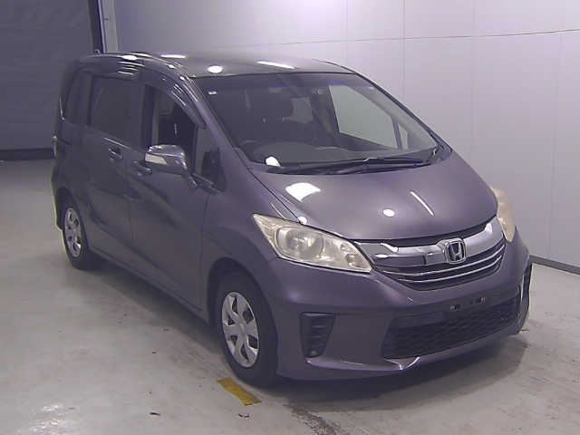 HONDA FREED 2015