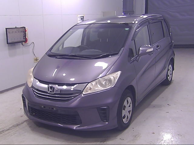 HONDA FREED 2015
