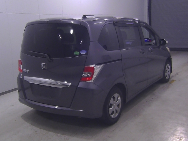 HONDA FREED 2015