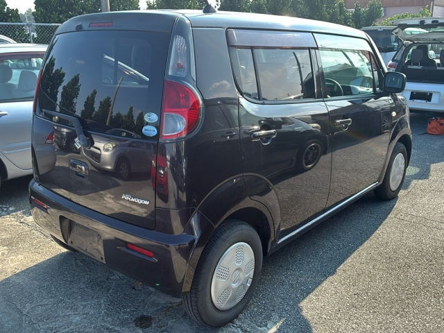 SUZUKI MRWAGON 2011