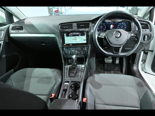VOLKSWAGEN GOLF 2018