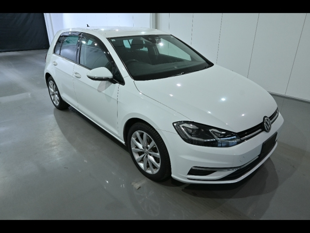 VOLKSWAGEN GOLF 2018