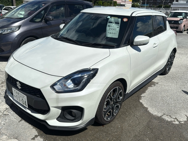 SUZUKI SWIFT 2023