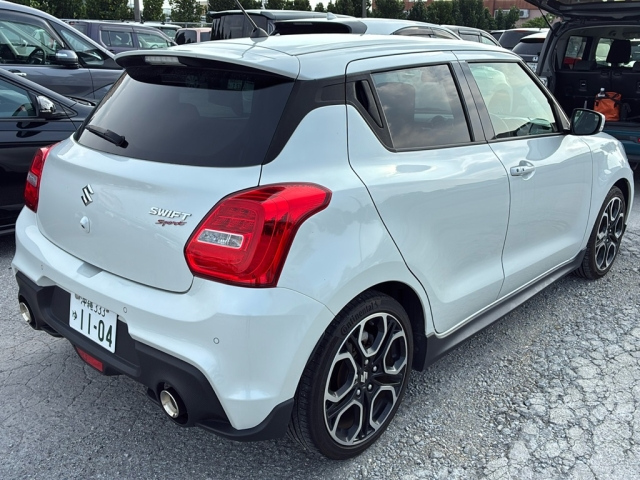 SUZUKI SWIFT 2023