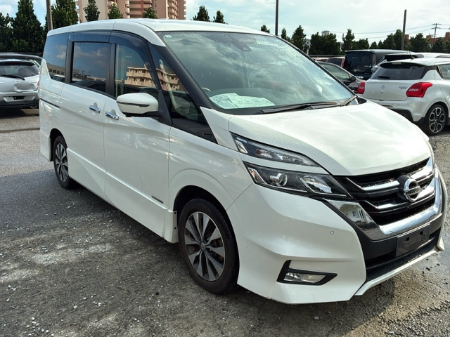 NISSAN SERENA 2019