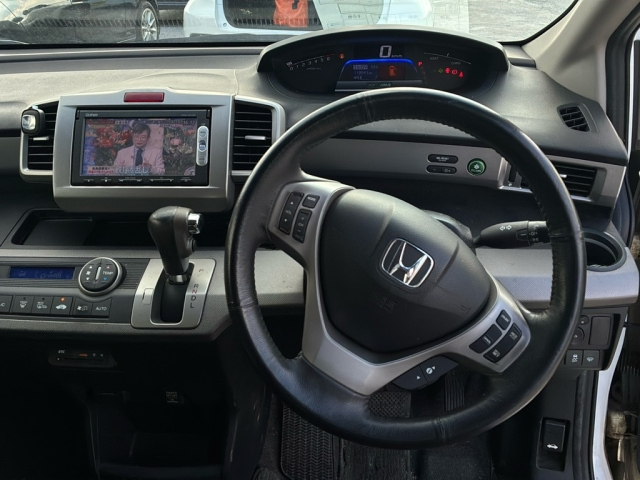 HONDA FREED 2014