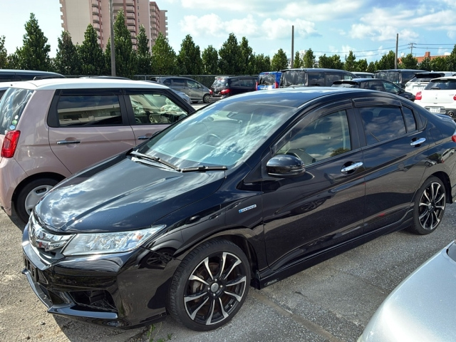 HONDA GRACE 2015