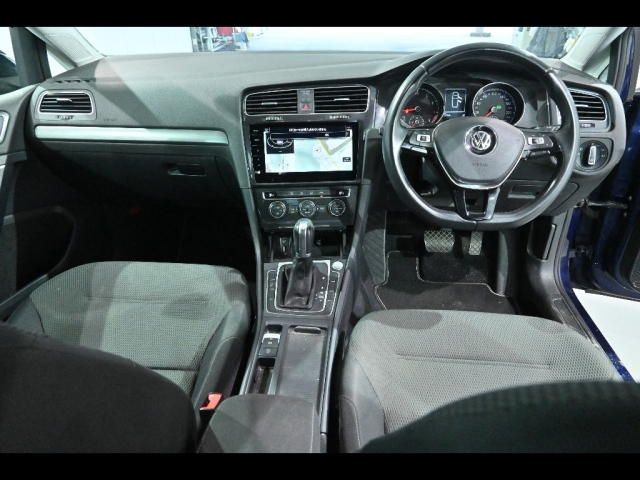 VOLKSWAGEN GOLF VARIANT 2017