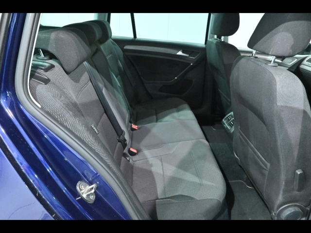 VOLKSWAGEN GOLF VARIANT 2017