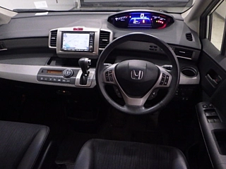 HONDA FREED 2012