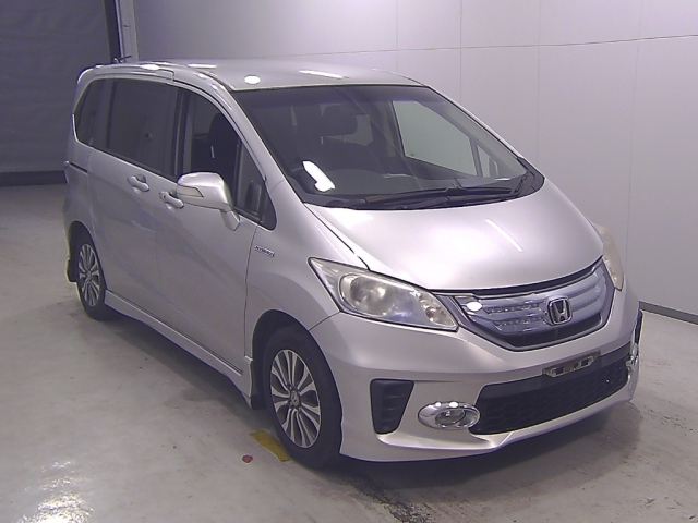 HONDA FREED 2012
