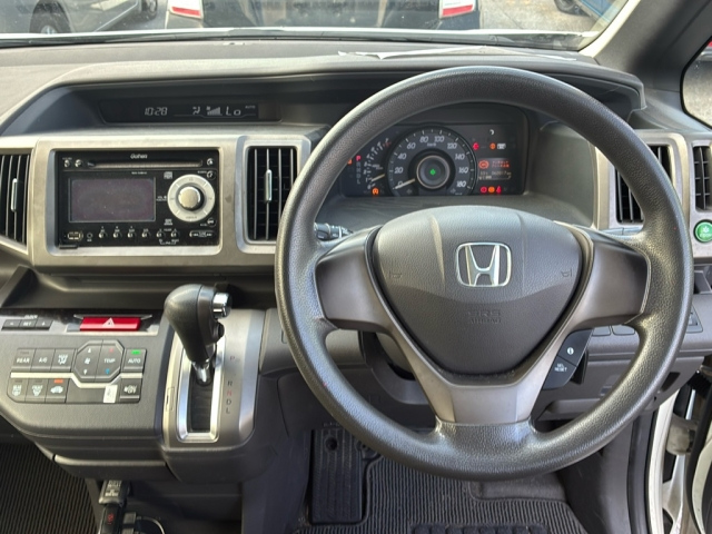 HONDA STEP WAGON 2012