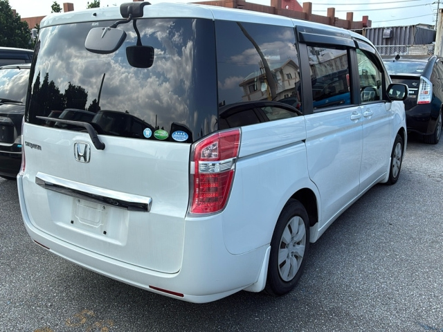 HONDA STEP WAGON 2012