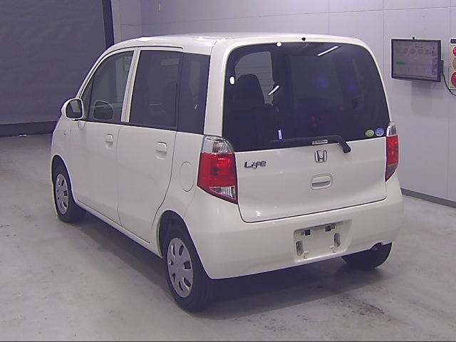 HONDA LIFE 2010