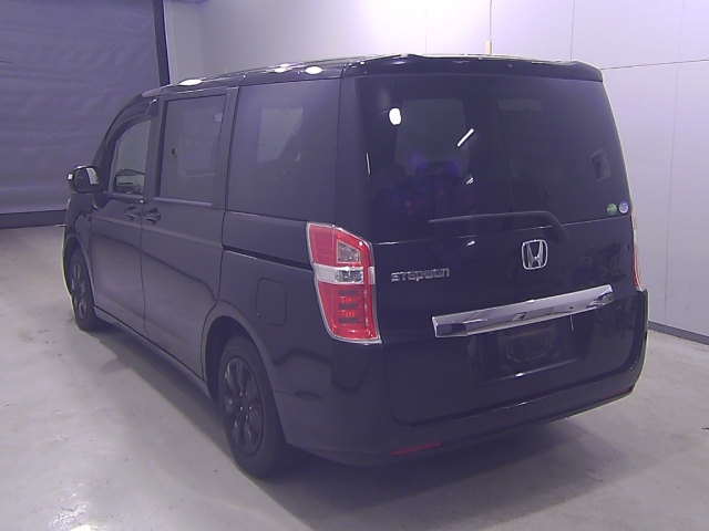 HONDA STEP WAGON 2013