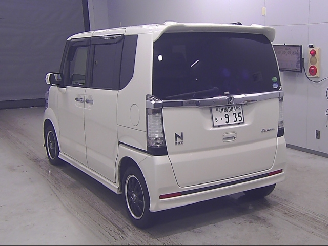 HONDA N BOX 2015