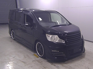 HONDA STEP WAGON 2013