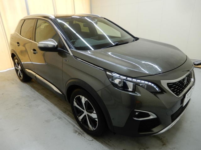 PEUGEOT 3008 2018