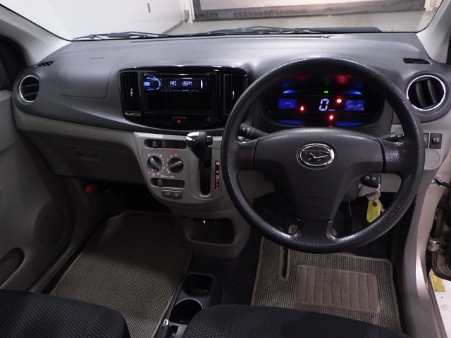 DAIHATSU MIRA E S 2016