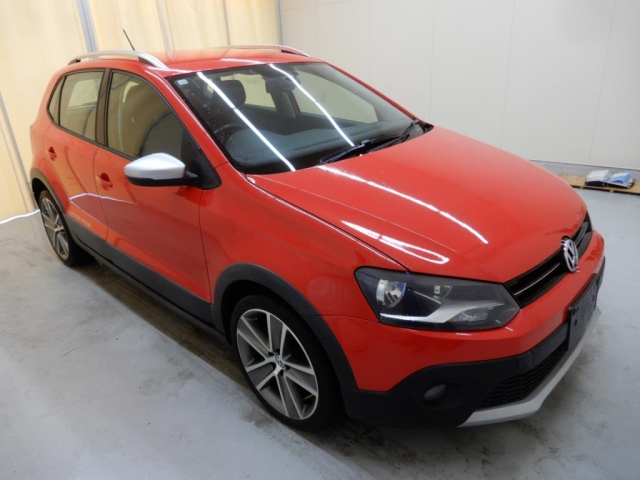 VOLKSWAGEN CROSS POLO 2012