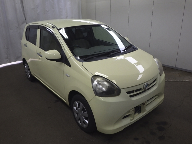 DAIHATSU MIRA E S 2012