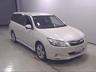 SUBARU EXIGA 2013
