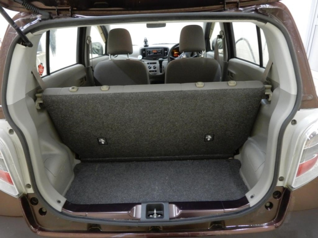 DAIHATSU MIRA E S 2014