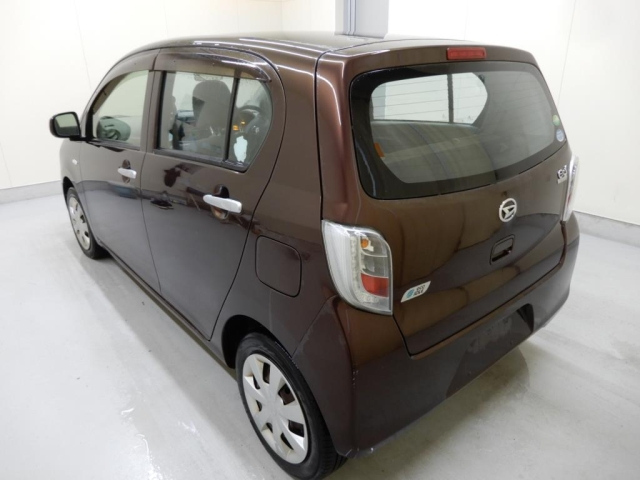 DAIHATSU MIRA E S 2014
