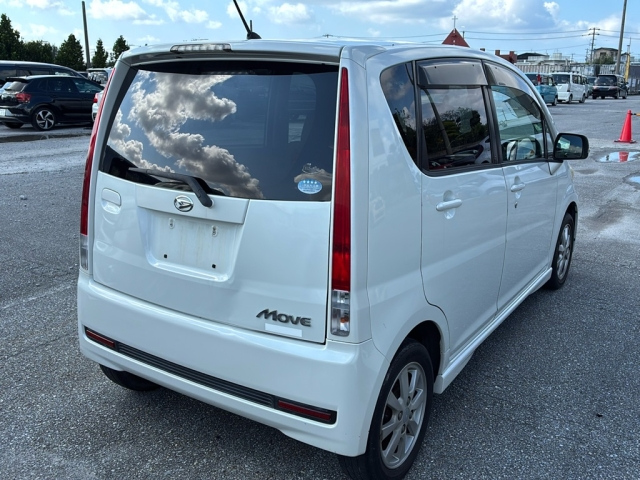 DAIHATSU MOVE 2008