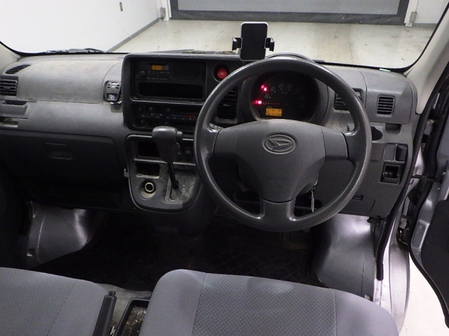 DAIHATSU HIJET VAN 2016