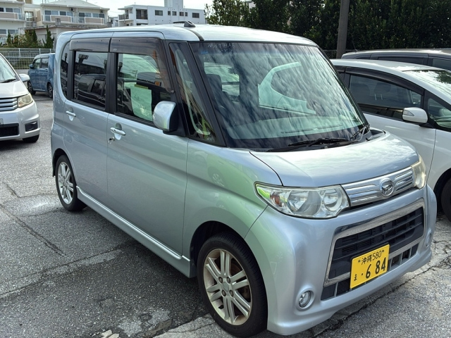 DAIHATSU TANTO 2012