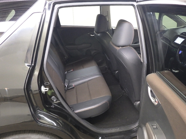 HONDA FIT SHUTTLE 2012